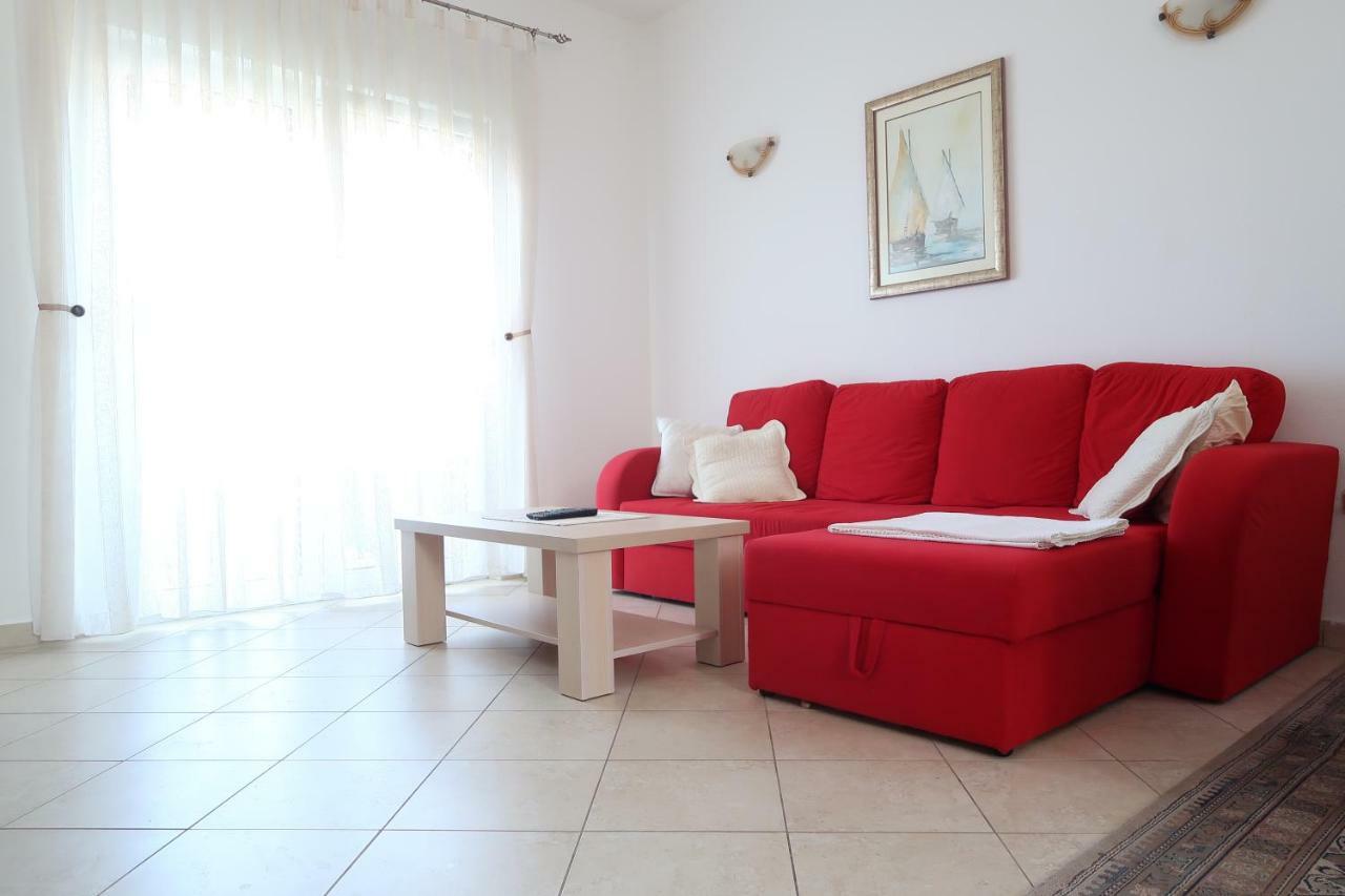 Apartments Maras Primošten المظهر الخارجي الصورة