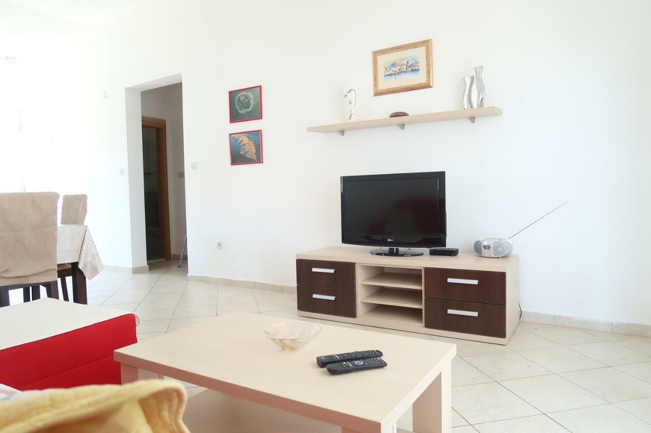 Apartments Maras Primošten المظهر الخارجي الصورة