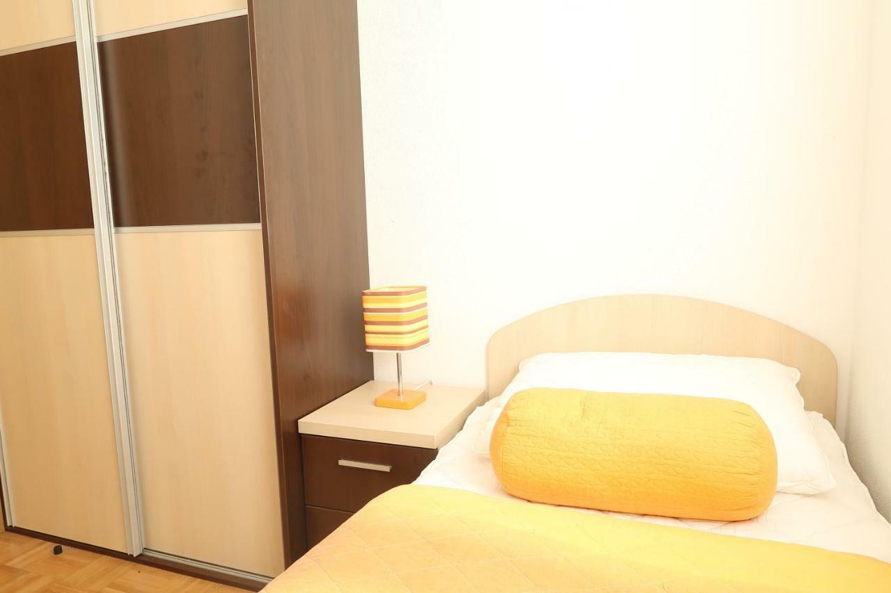 Apartments Maras Primošten المظهر الخارجي الصورة