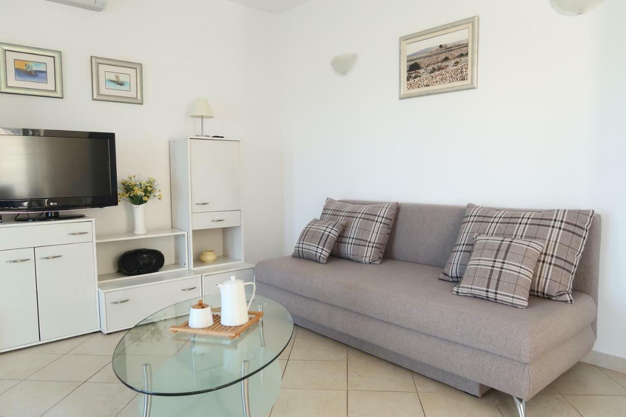 Apartments Maras Primošten المظهر الخارجي الصورة